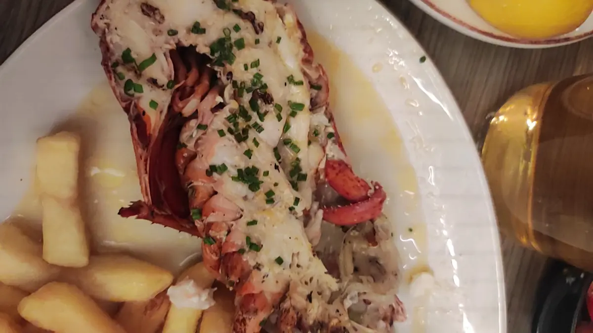 Steak & Lobster Warren Street photo (photo 1 of 3)