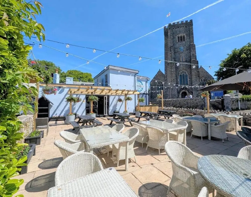 The Plymstock Inn — Bars in Plymouth