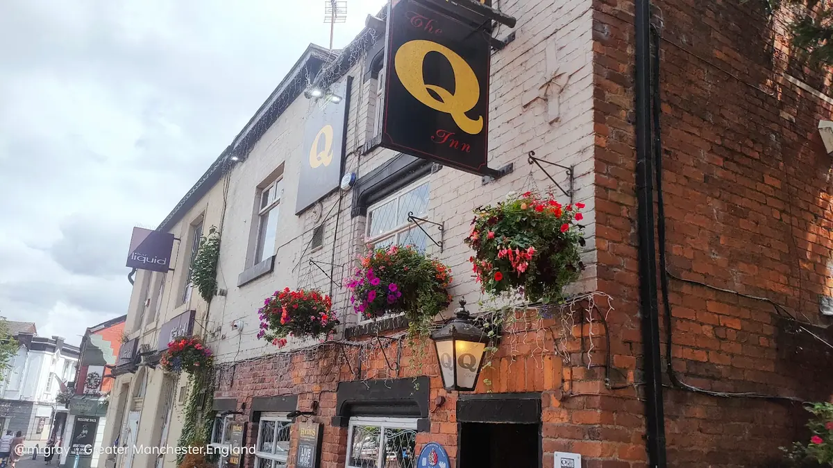 The Q Inn