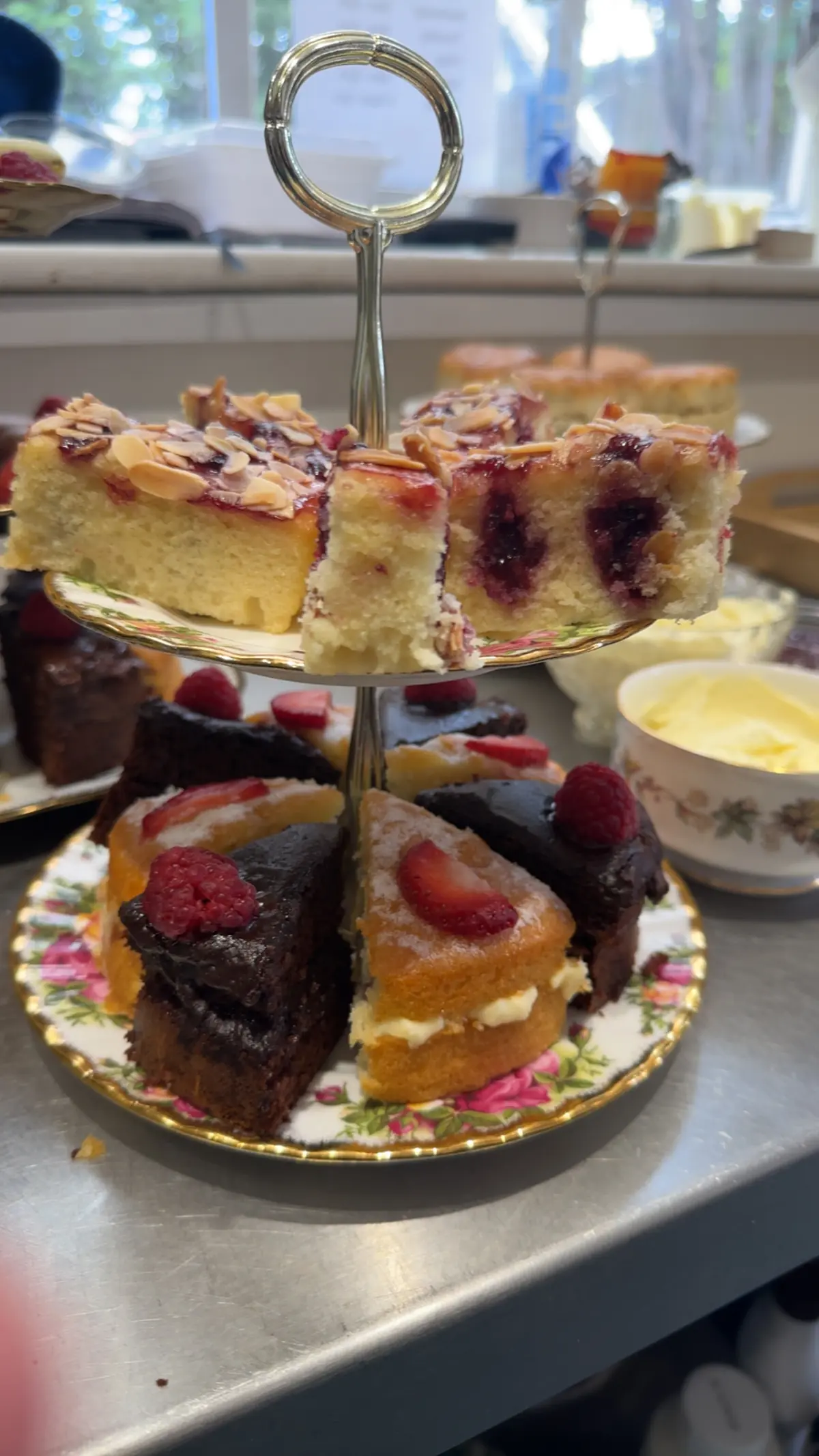 Lizzie's Cafe Barn photo (photo 1 of 3)