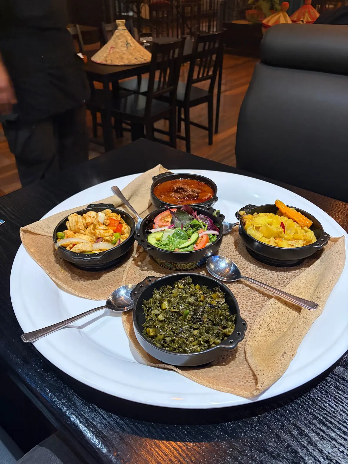 Mosob Bar & Restaurant photo (photo 3 of 3)