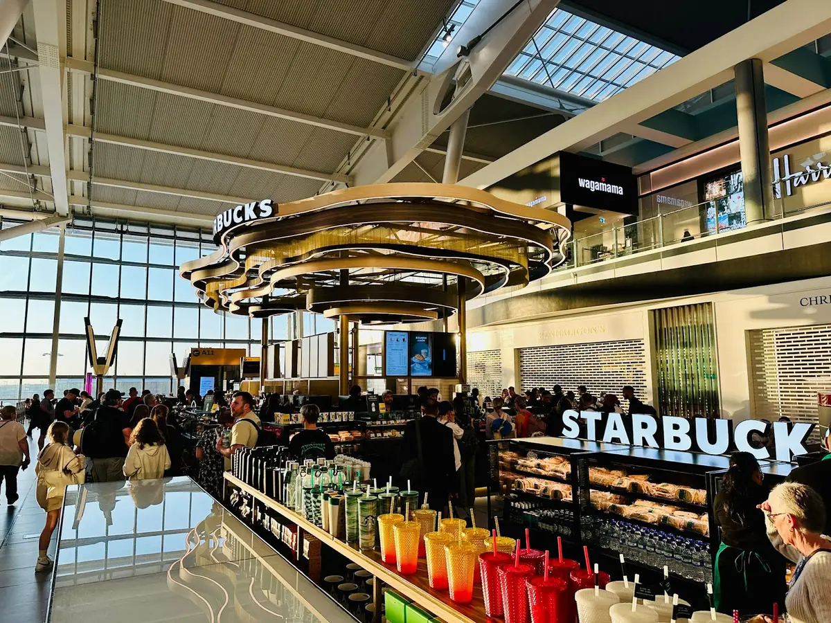 Starbucks Coffee T5A — Coffee shops in Hounslow