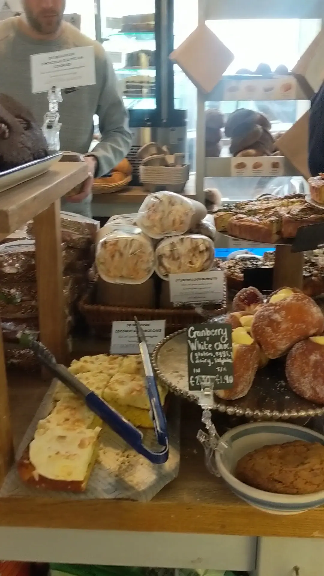De Beauvoir Deli (shop & takeaway) photo (photo 1 of 3)