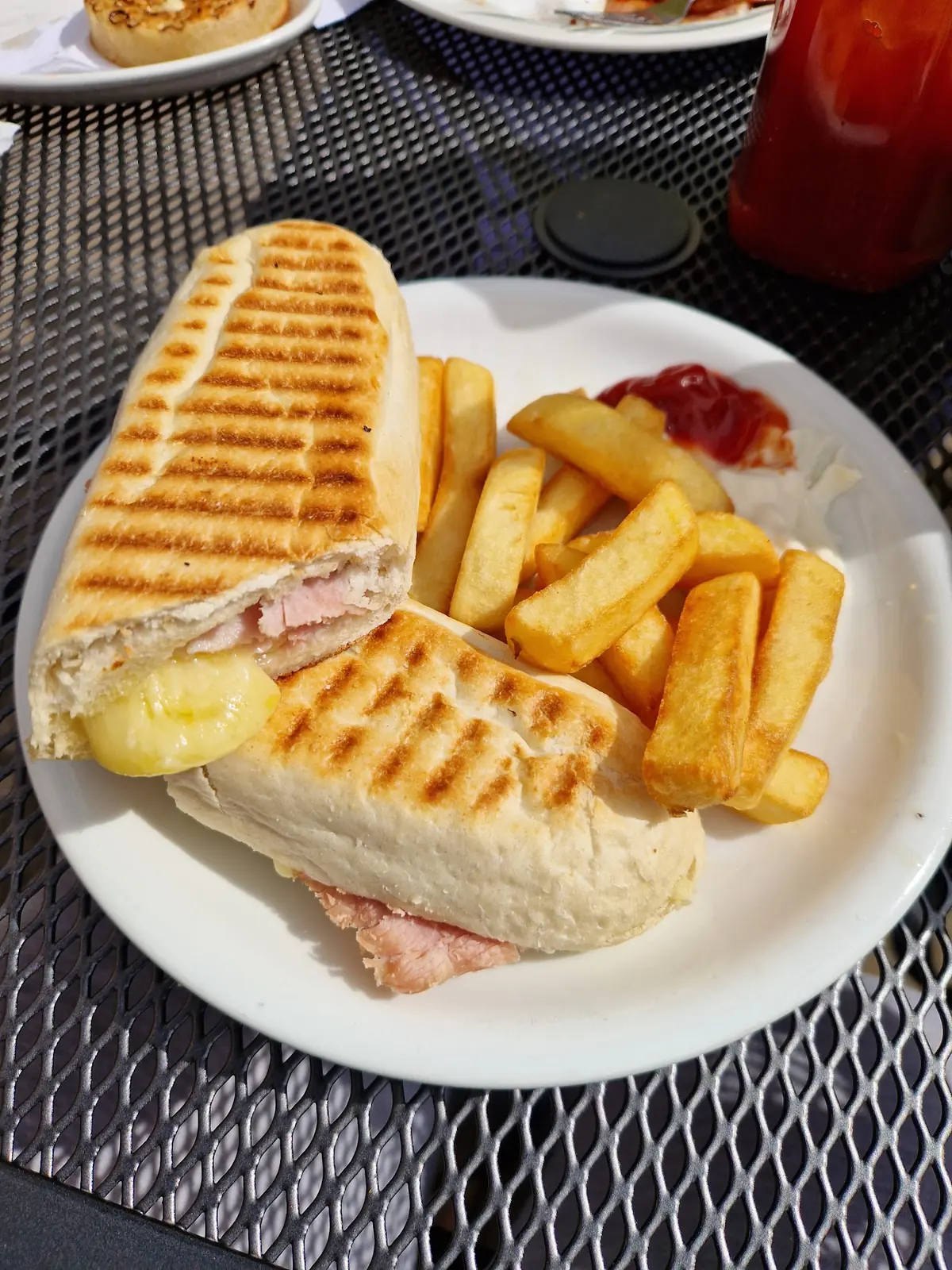 Beuley Cafe photo (photo 1 of 3)