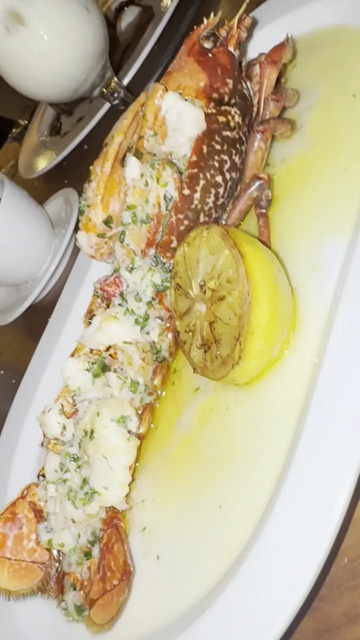 Felix Seafood Grill photo (photo 1 of 3)