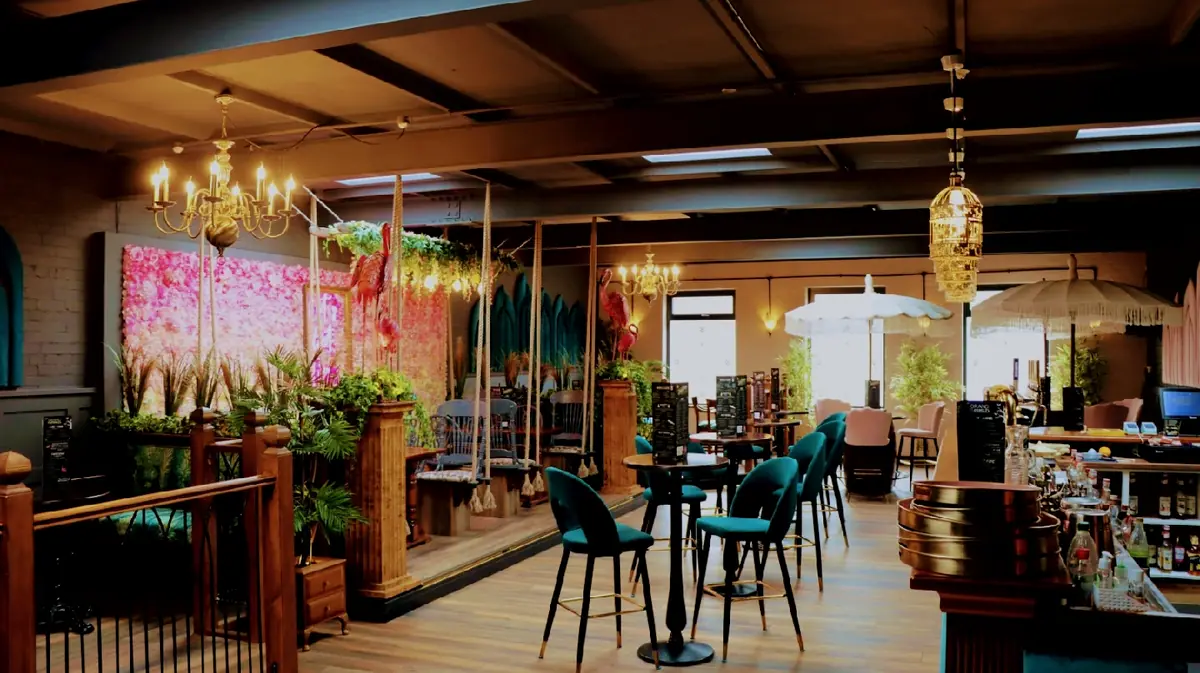 Tipsy Teapot Restaurant