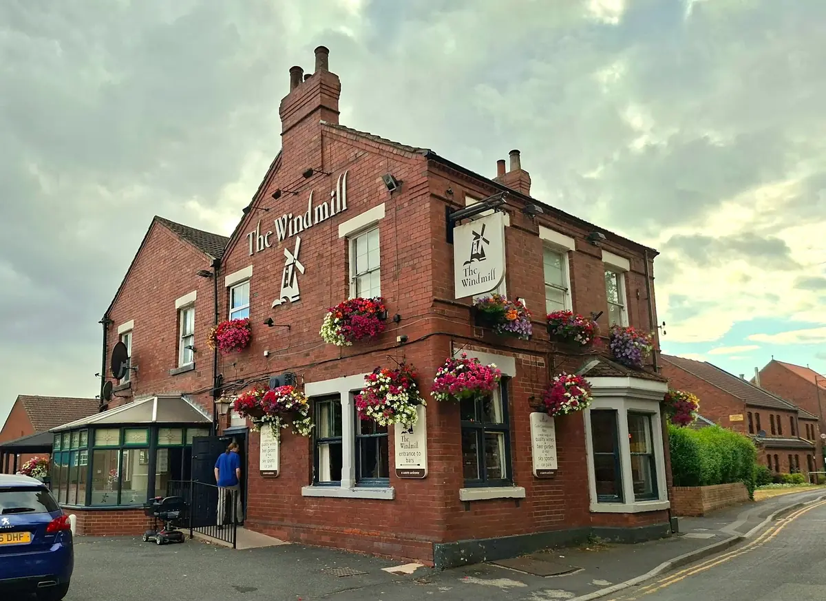 The Windmill Inn photo (photo 6 of 7)