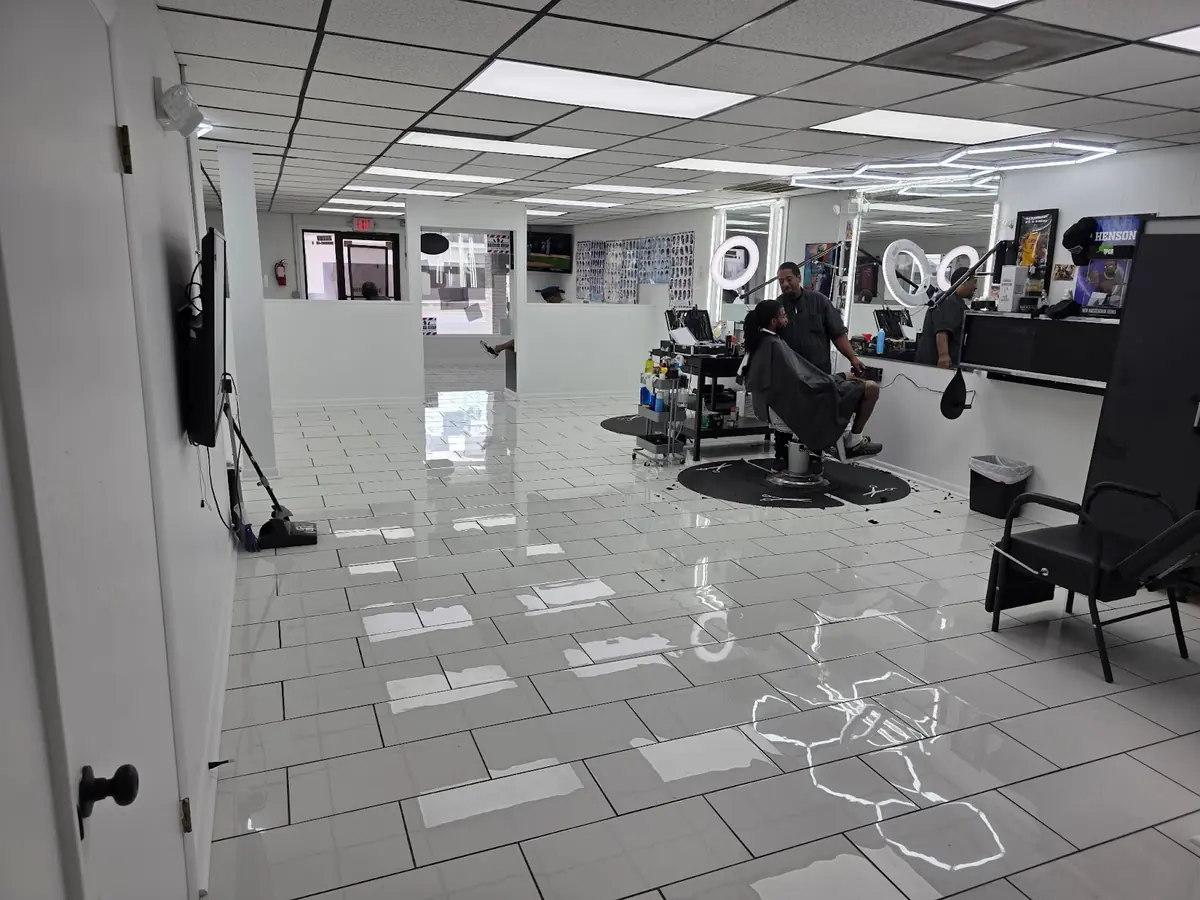 Toby's Barbershop photo (photo 3 of 3)