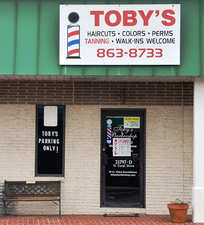Toby's Barbershop photo (photo 1 of 3)