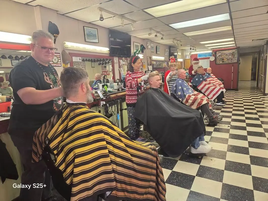 Toby's Barbershop photo (photo 2 of 3)