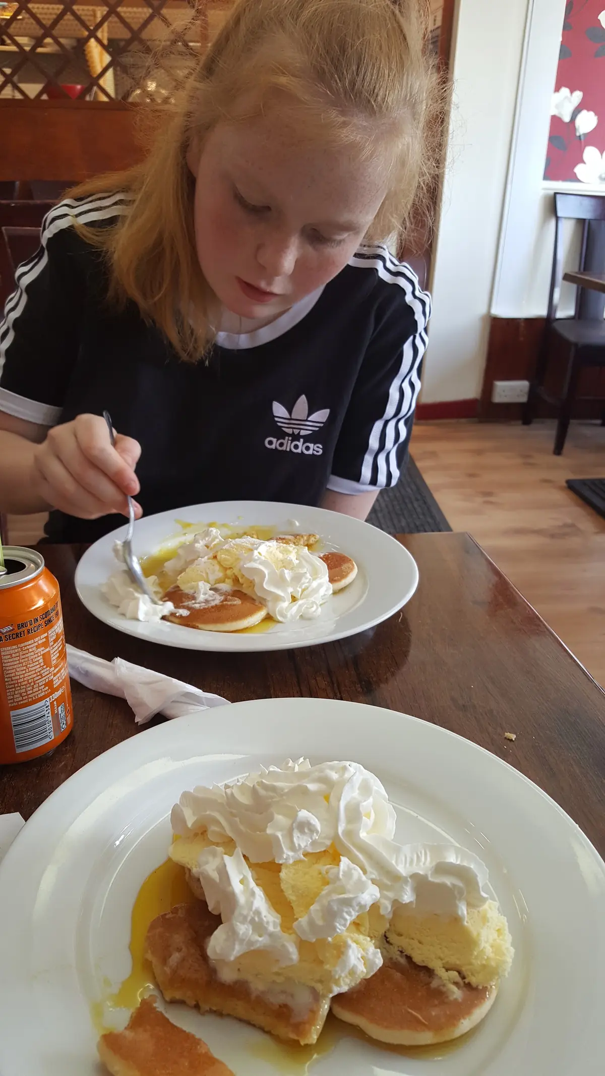 Posh-Nosh photo (photo 3 of 3)