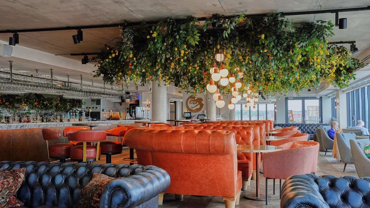 HarBAR on 6th — Bars in Southampton