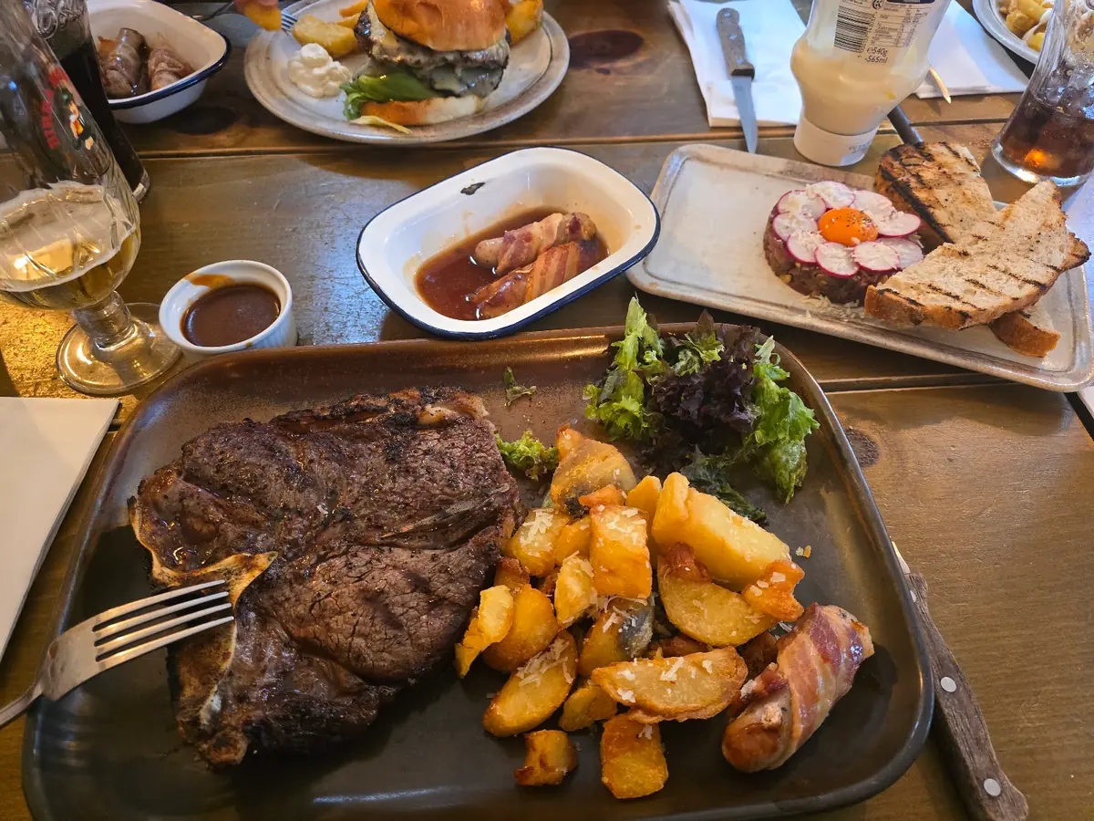 The Ashville Steakhouse photo (photo 3 of 3)
