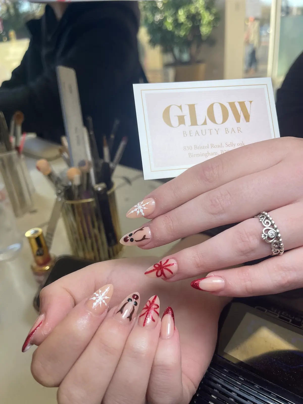 Glow Beauty Bar photo (photo 2 of 3)