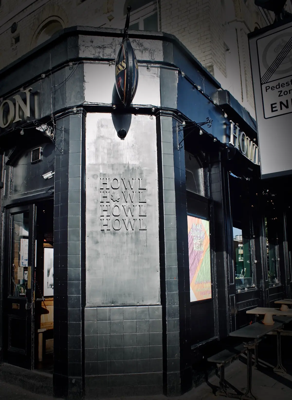 Howl At The Moon — Bars in London