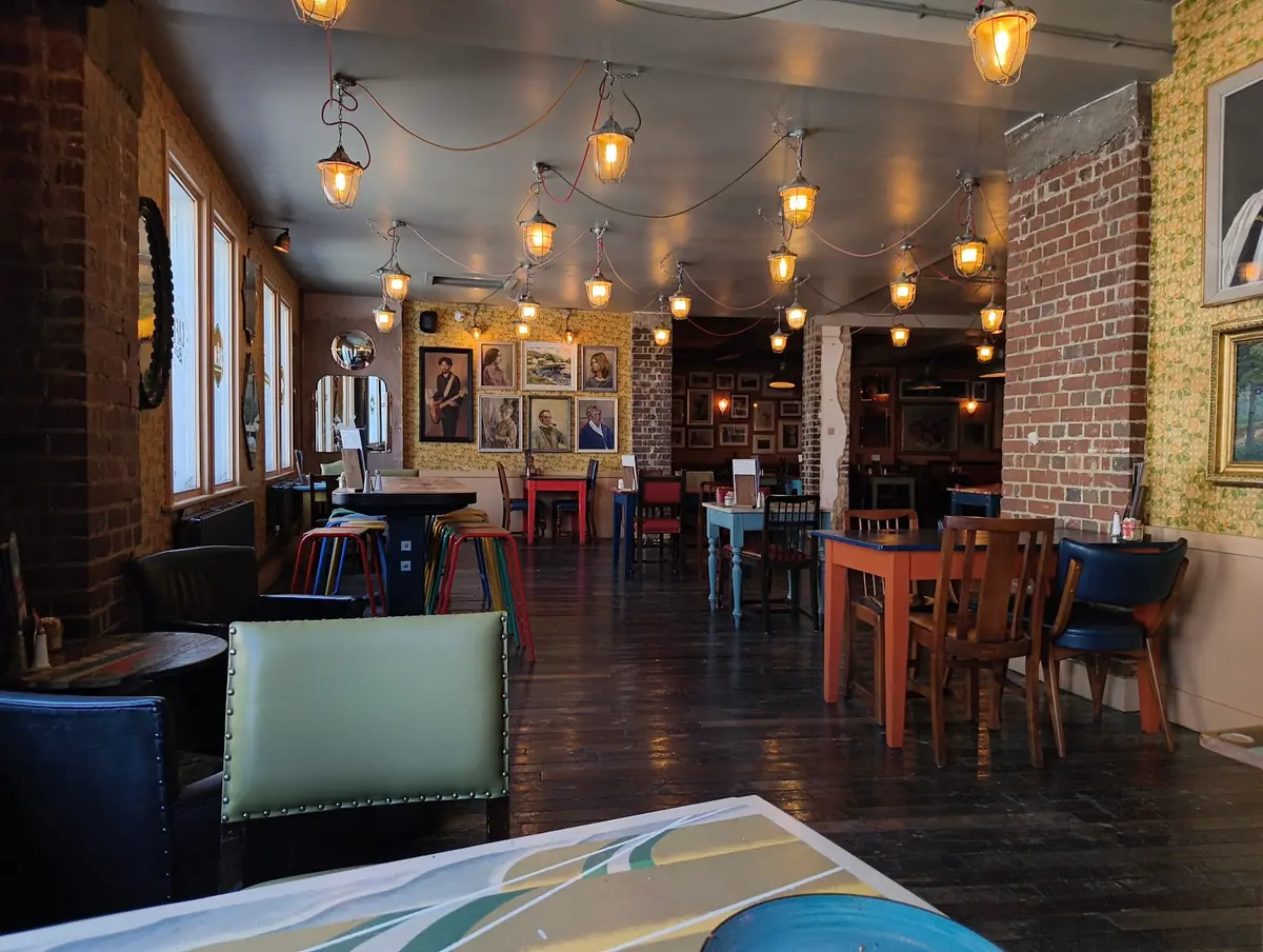 Carnero Lounge photo (photo 3 of 3)