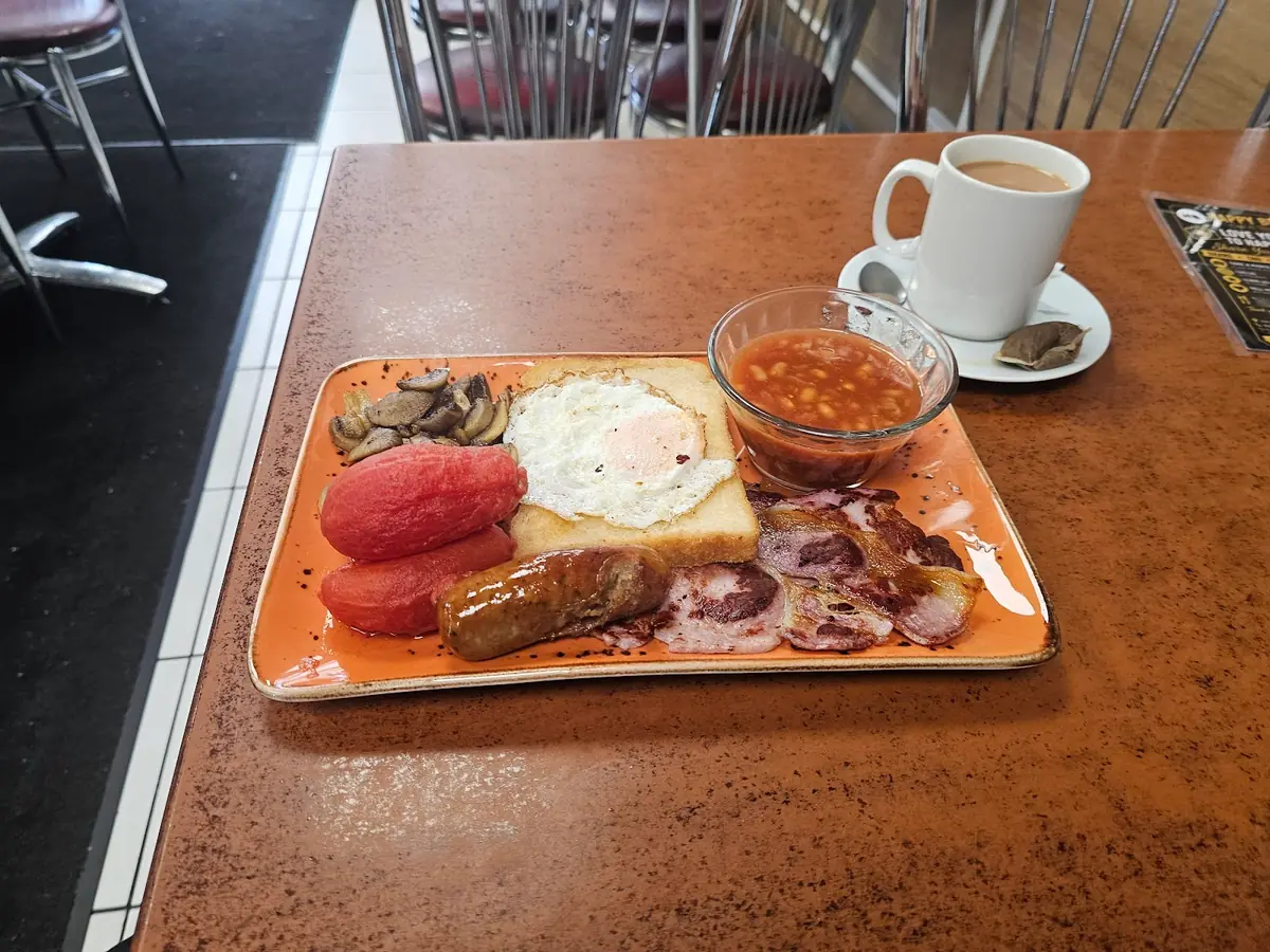 Happy Bellys Cafe & Restaurant photo (photo 2 of 3)