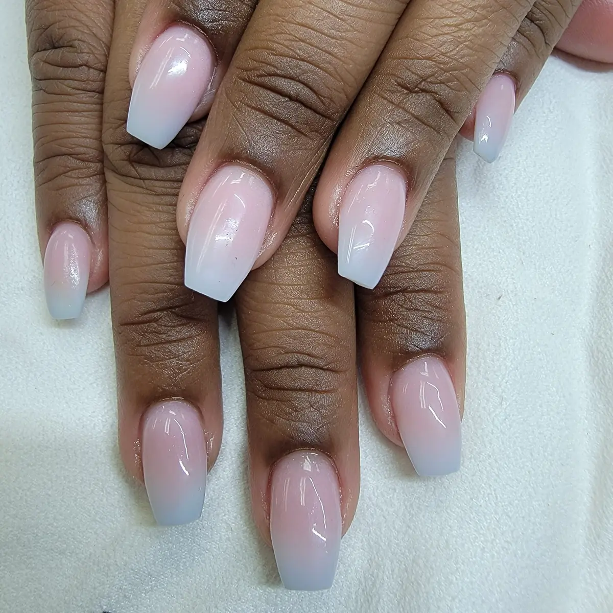 La Vie Nails & Spa photo (photo 2 of 3)