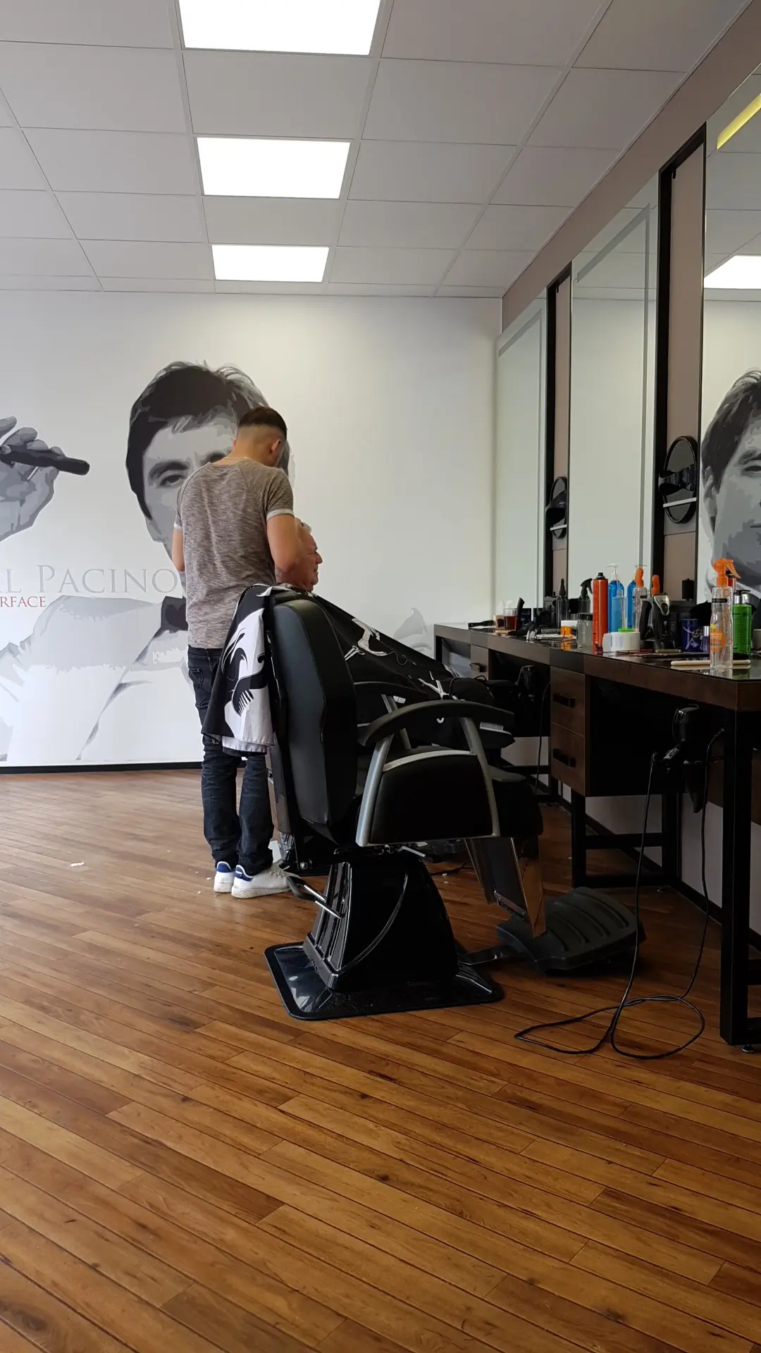 Lona's Hairdream photo (photo 1 of 3)