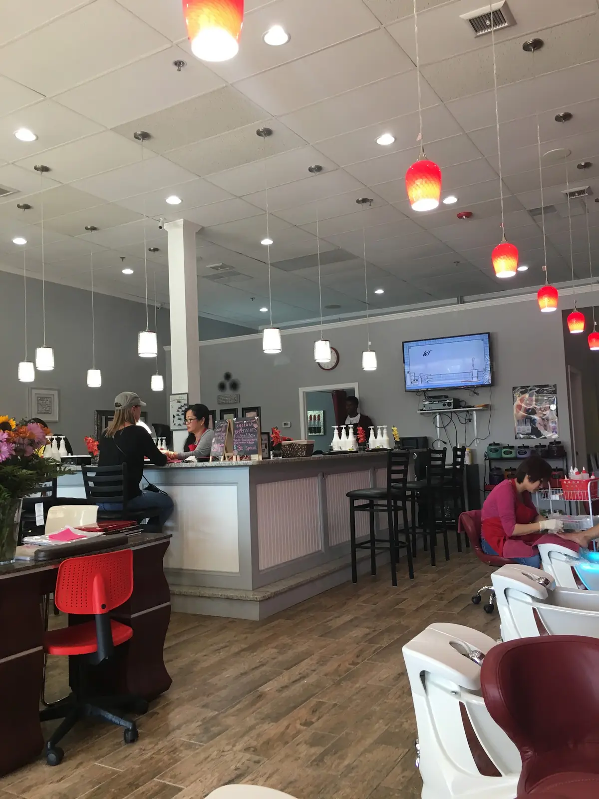 Nail Bar & Spa photo (photo 2 of 3)
