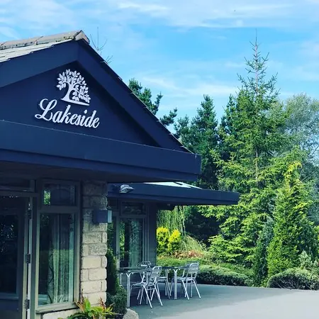 Lakeside Restaurant