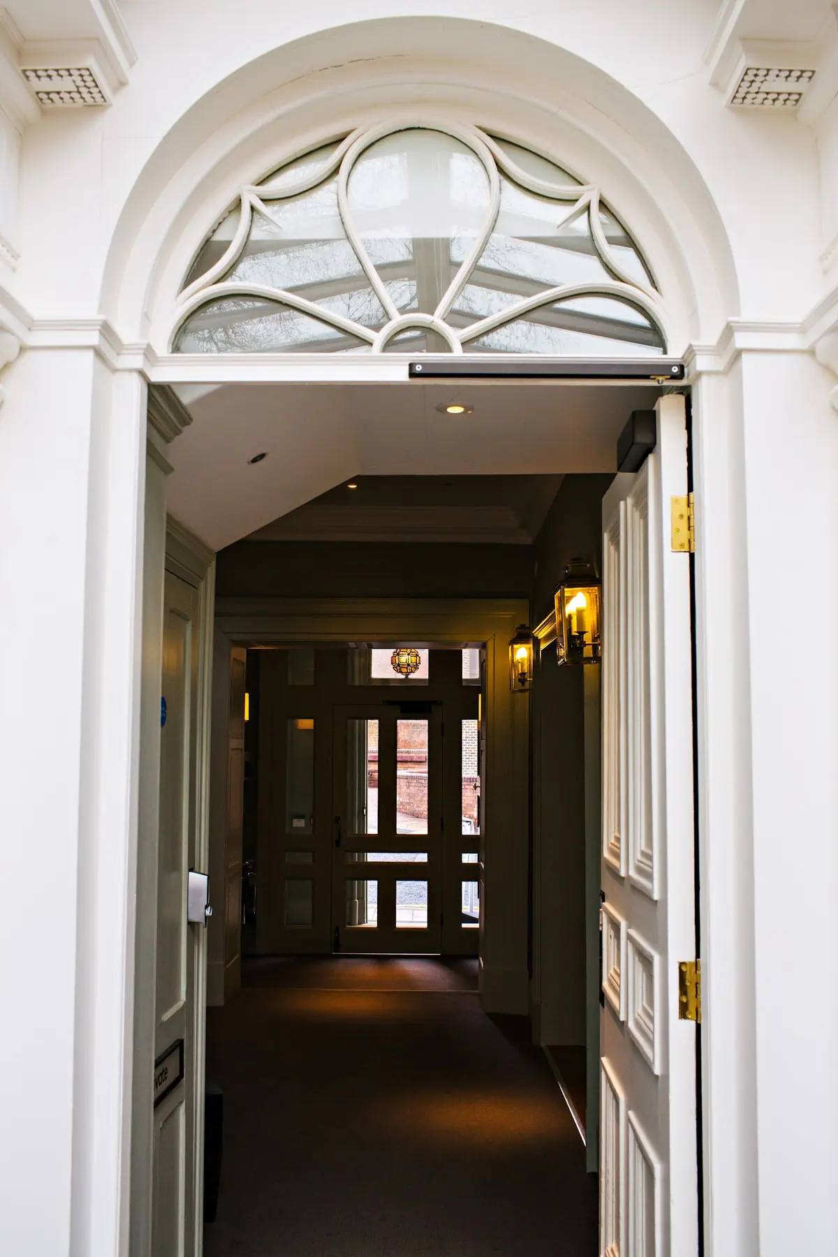 Houndgate Townhouse Hotel & Saltfish Seafood Restaurant photo (photo 2 of 3)