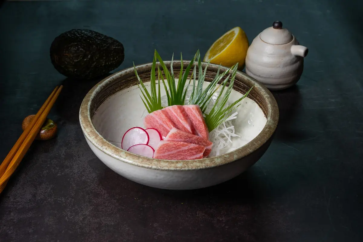 Bushido Sushi & Izakaya photo (photo 2 of 3)