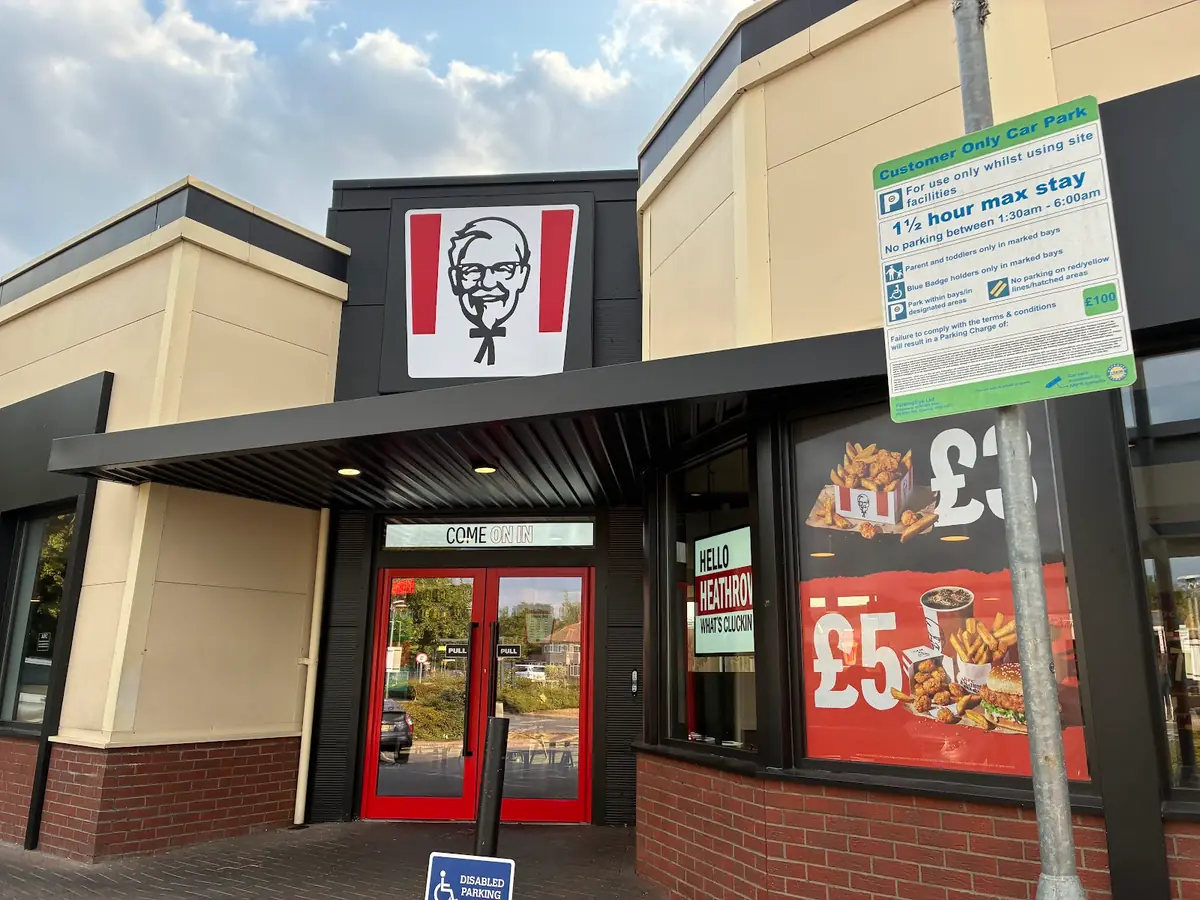 KFC Heathrow - Bath Road — Fast Food in Hounslow