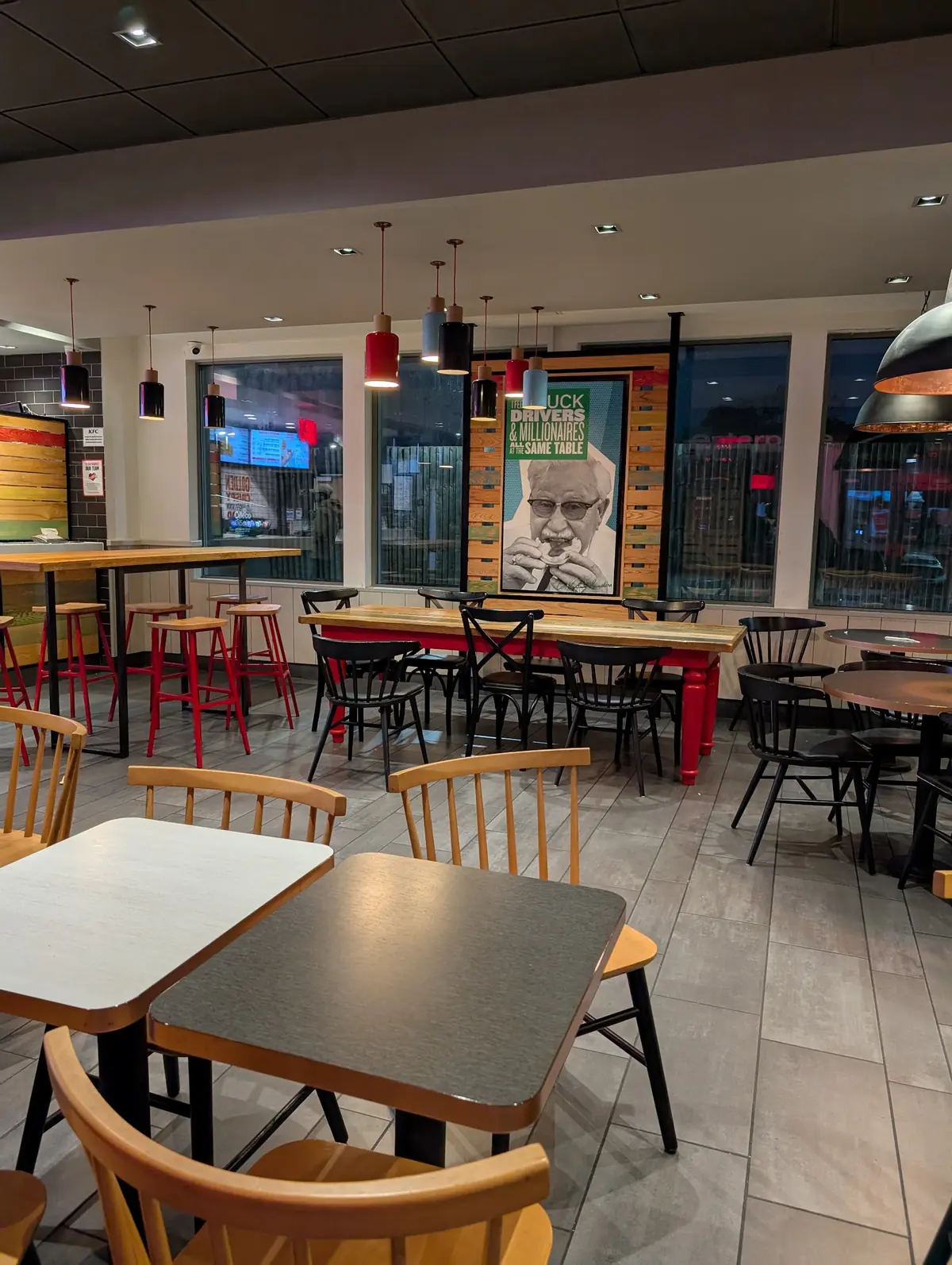 KFC Heathrow - Bath Road photo (photo 3 of 3)