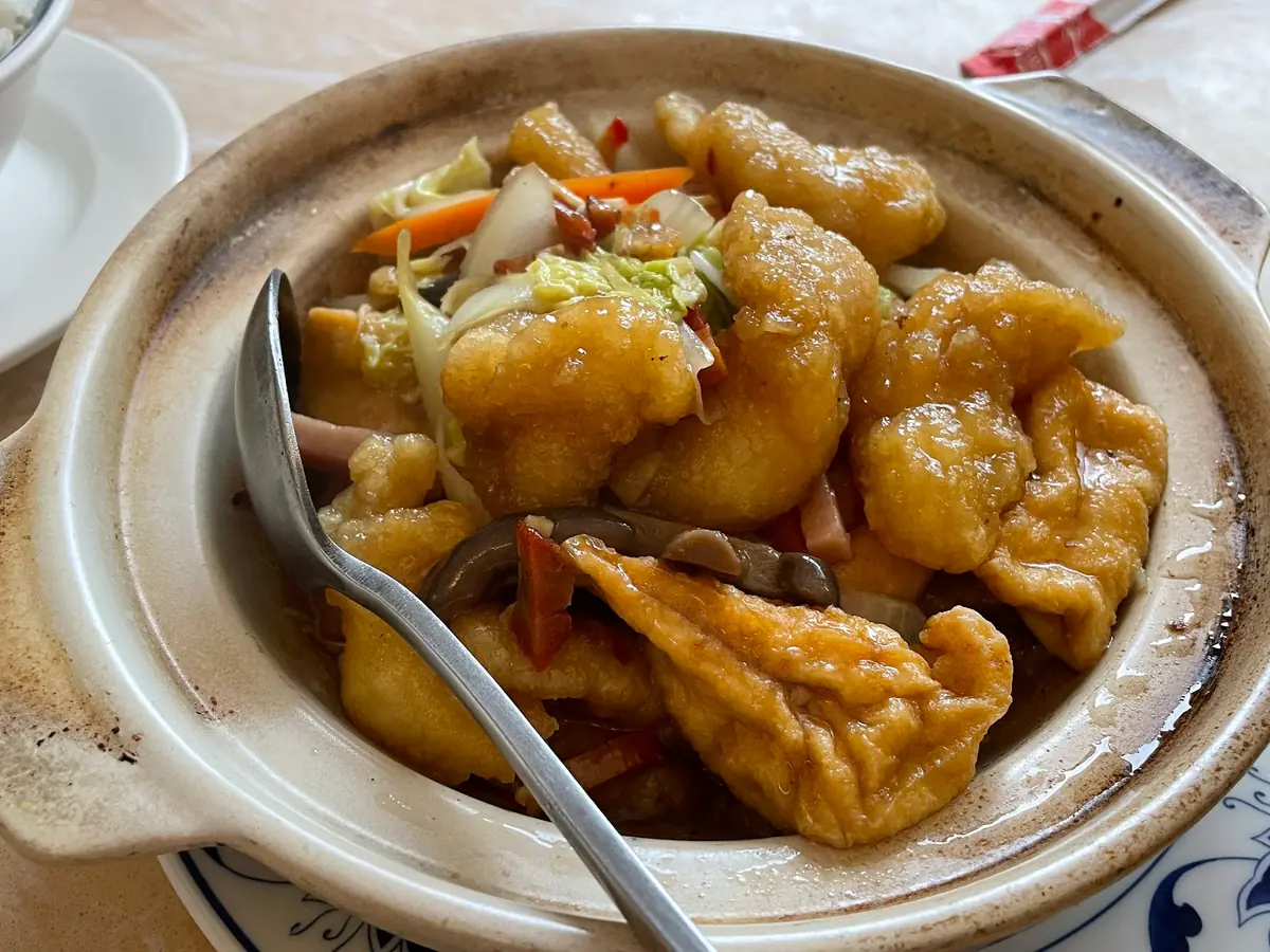 Mandarin Garden photo (photo 1 of 3)