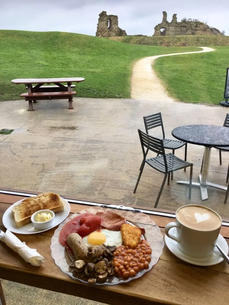 Castle Cafe photo (photo 1 of 3)