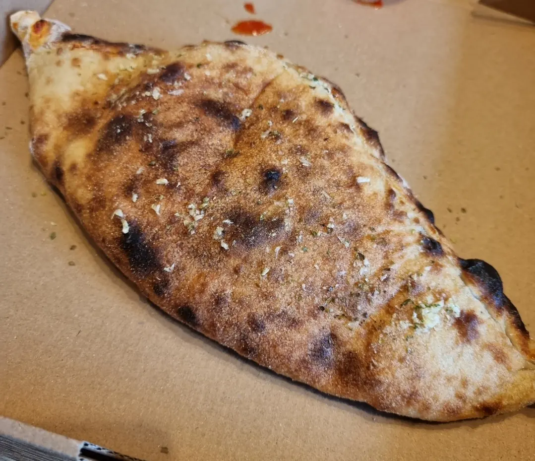 Serrano's Deli Pizza photo (photo 3 of 3)
