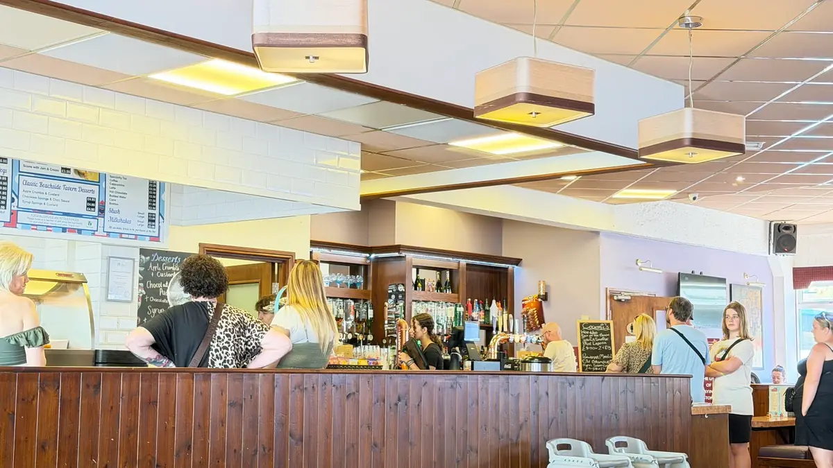 Beachside Tavern photo (photo 3 of 3)