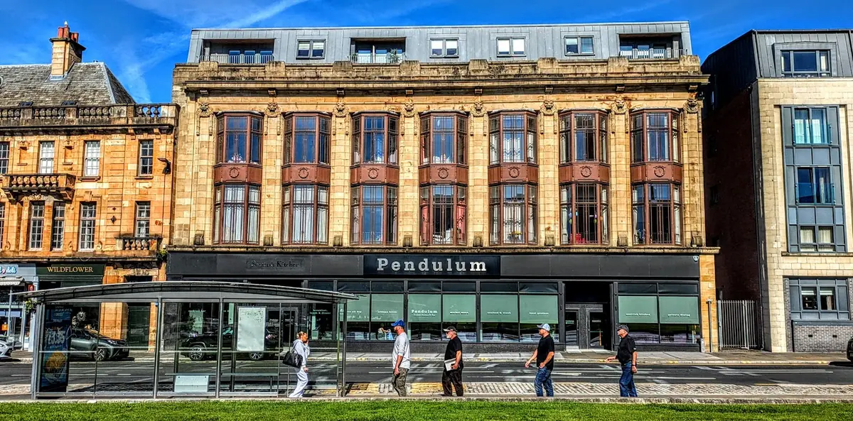 Pendulum Bar & Grill photo (photo 2 of 3)