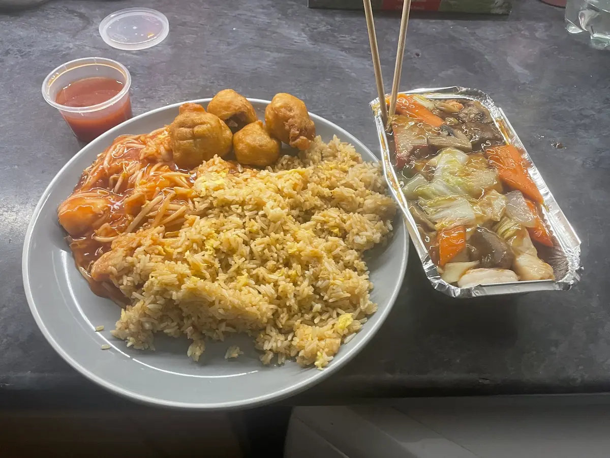 Apsley Chinese photo (photo 1 of 3)