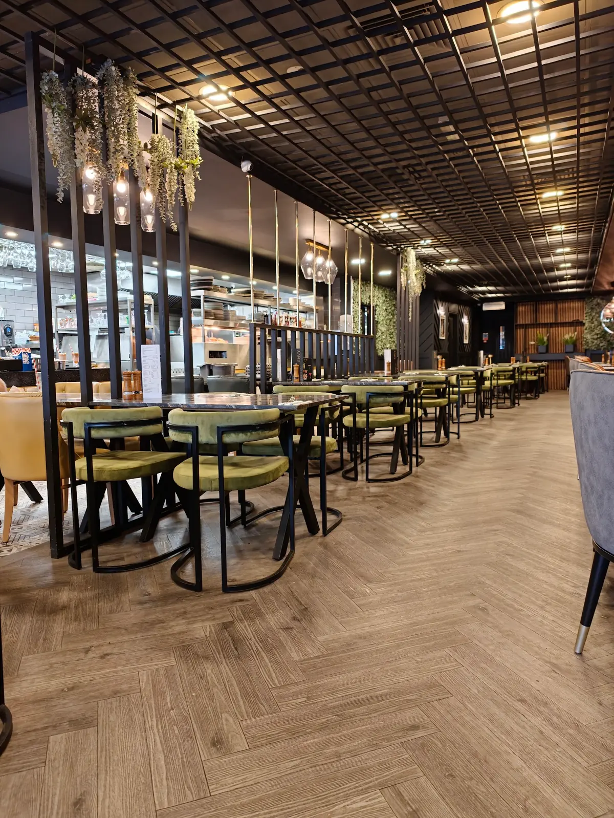 Envy | Eatery & Lounge photo (photo 2 of 3)