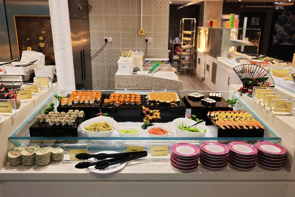 Han's Buffet photo (photo 2 of 3)