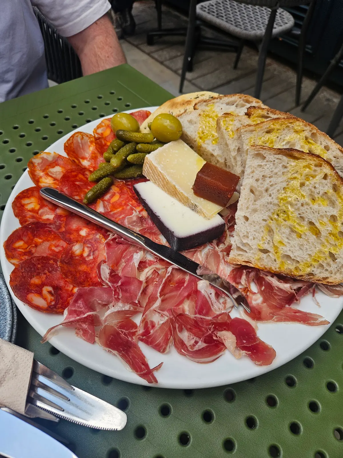 Friends of Ham photo (photo 2 of 3)