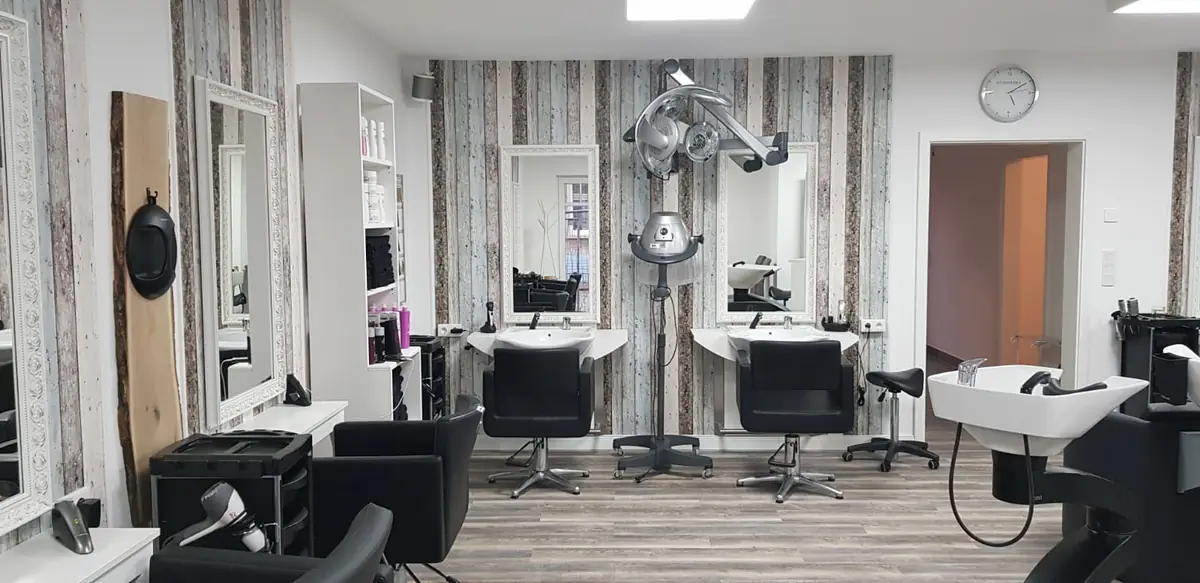Friseursalon Viktoria Röder — Hair Salons in Neubukow