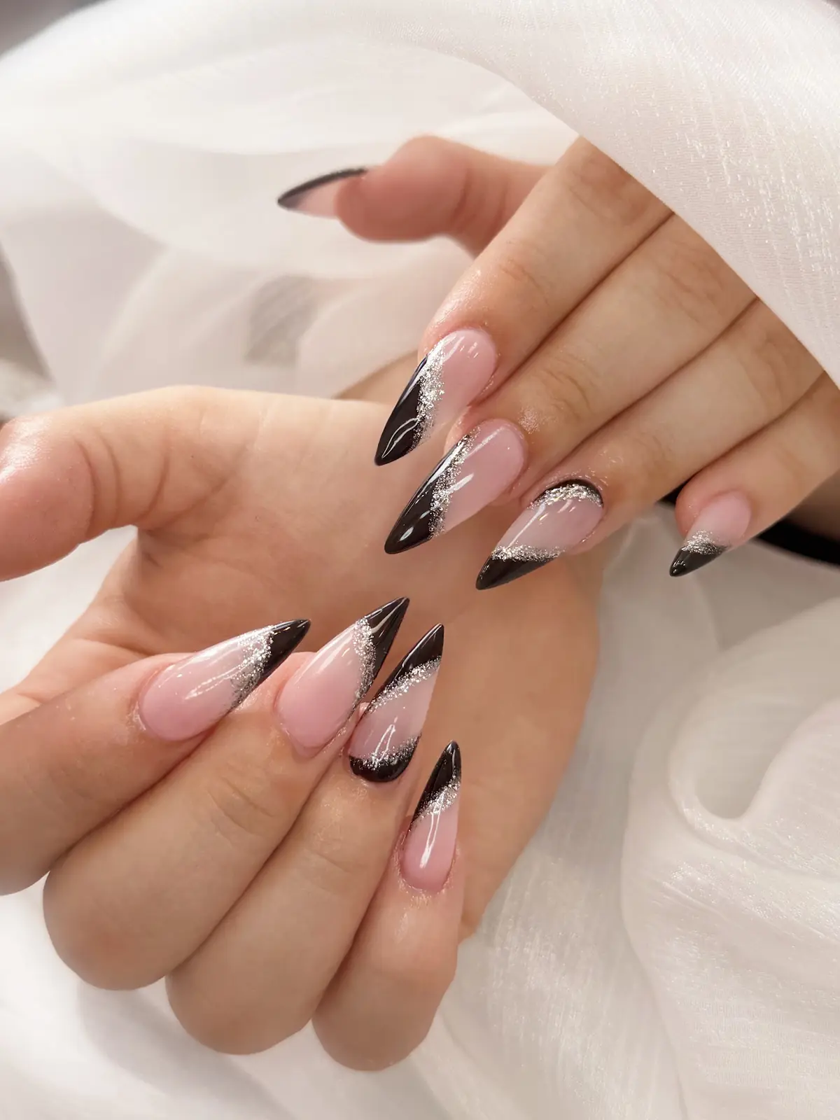 Golden Nails & Spa photo (photo 2 of 3)