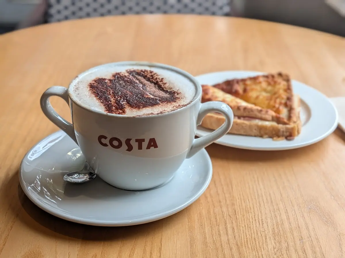 Costa photo (photo 2 of 3)