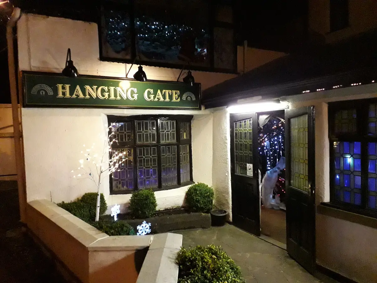 The Hanging Gate — Bars in High Peak