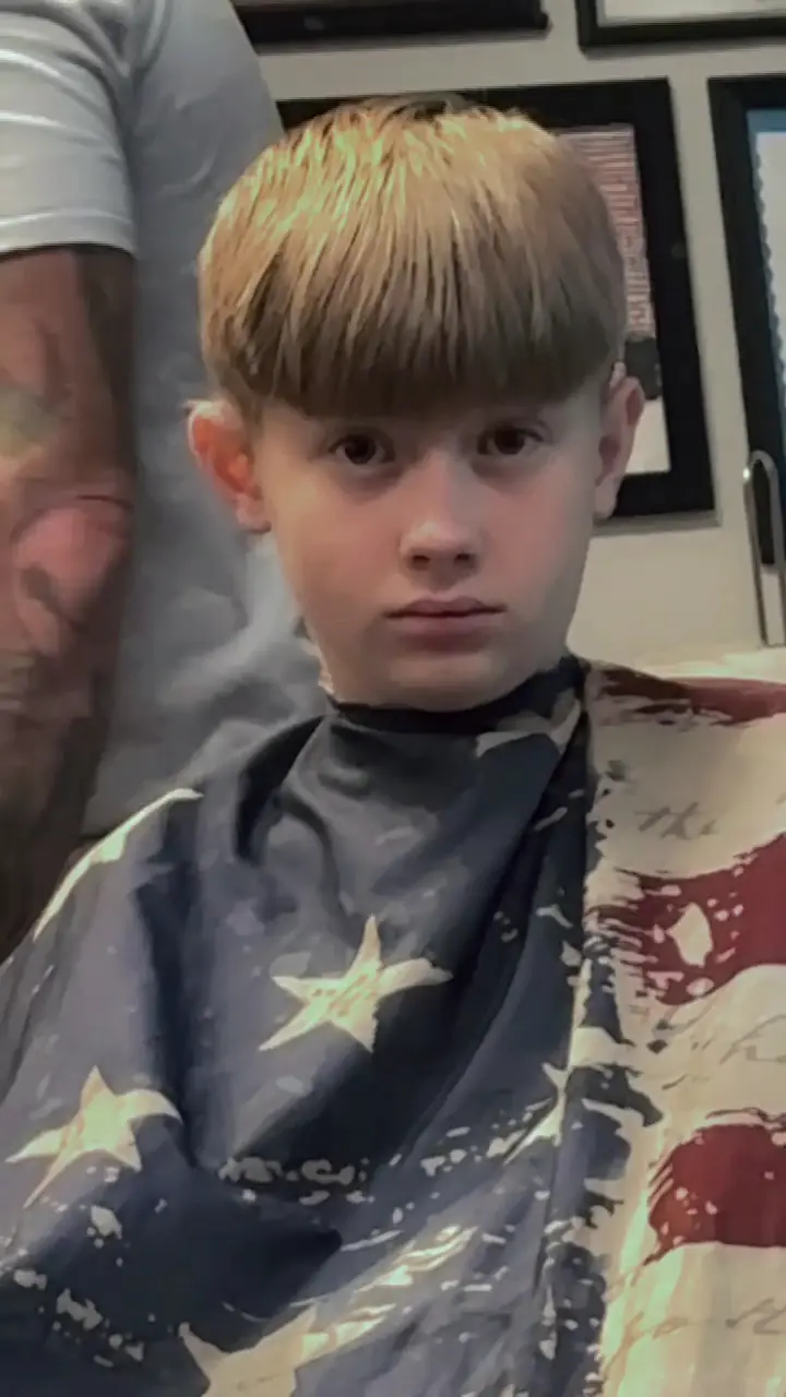Van-tique barbershop photo (photo 2 of 3)