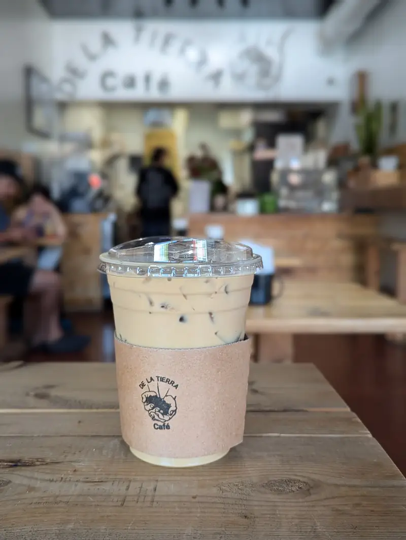 De La Tierra Café photo (photo 2 of 3)