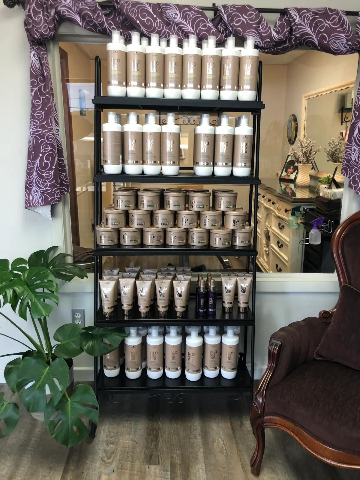 SOPHISTICUT HAIR SALON photo (photo 3 of 3)