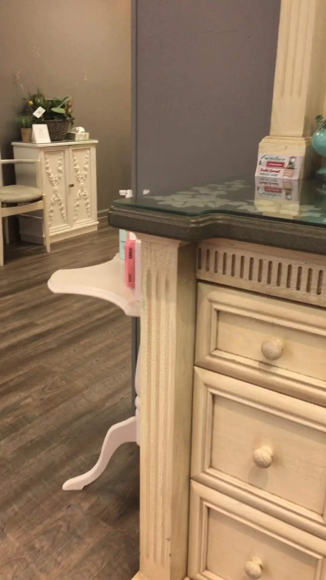 SOPHISTICUT HAIR SALON photo (photo 2 of 3)