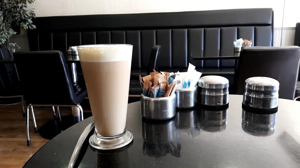 CHANTS CAFE BAR 45 photo (photo 1 of 3)