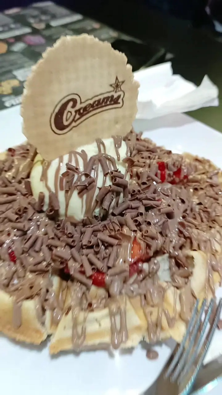 Creams Cafe Rickmansworth photo (photo 1 of 3)