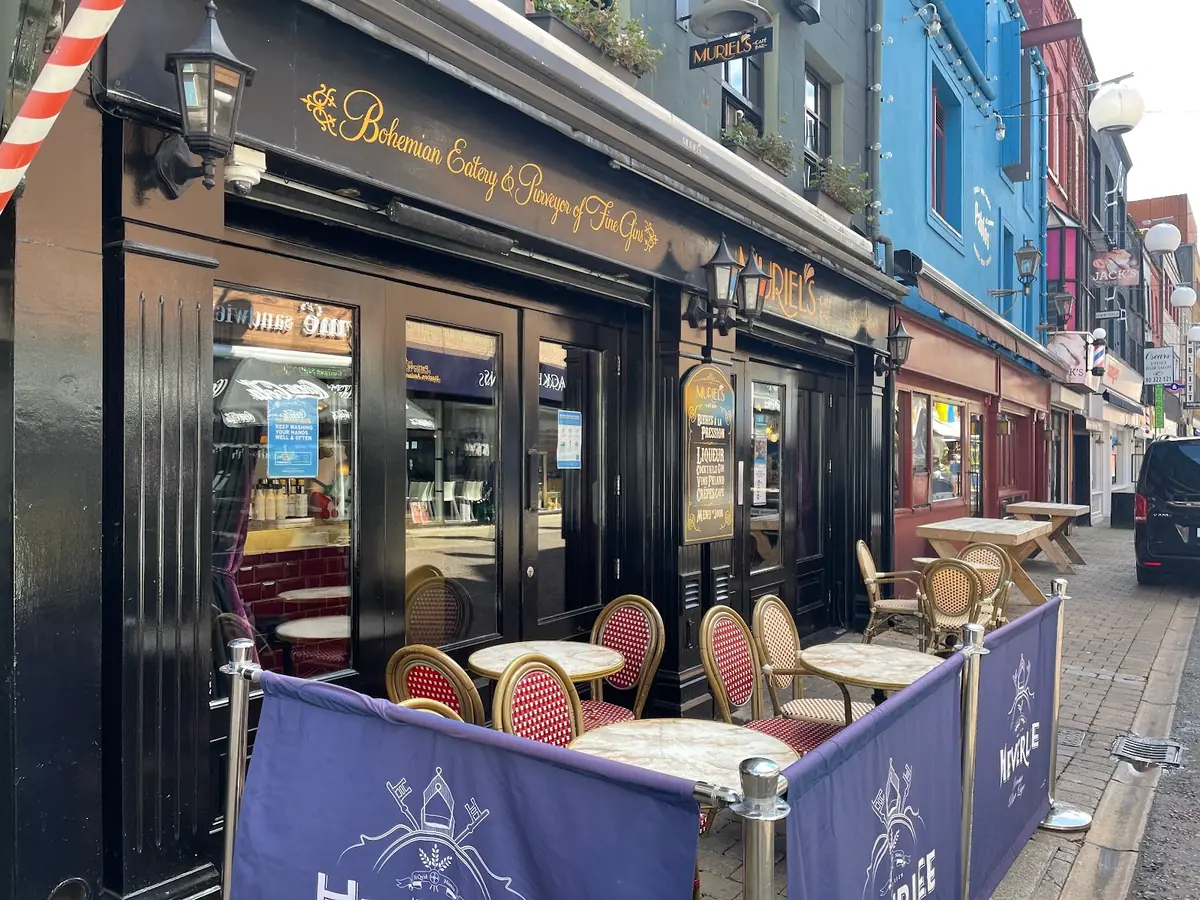 Muriel's Cafe Bar