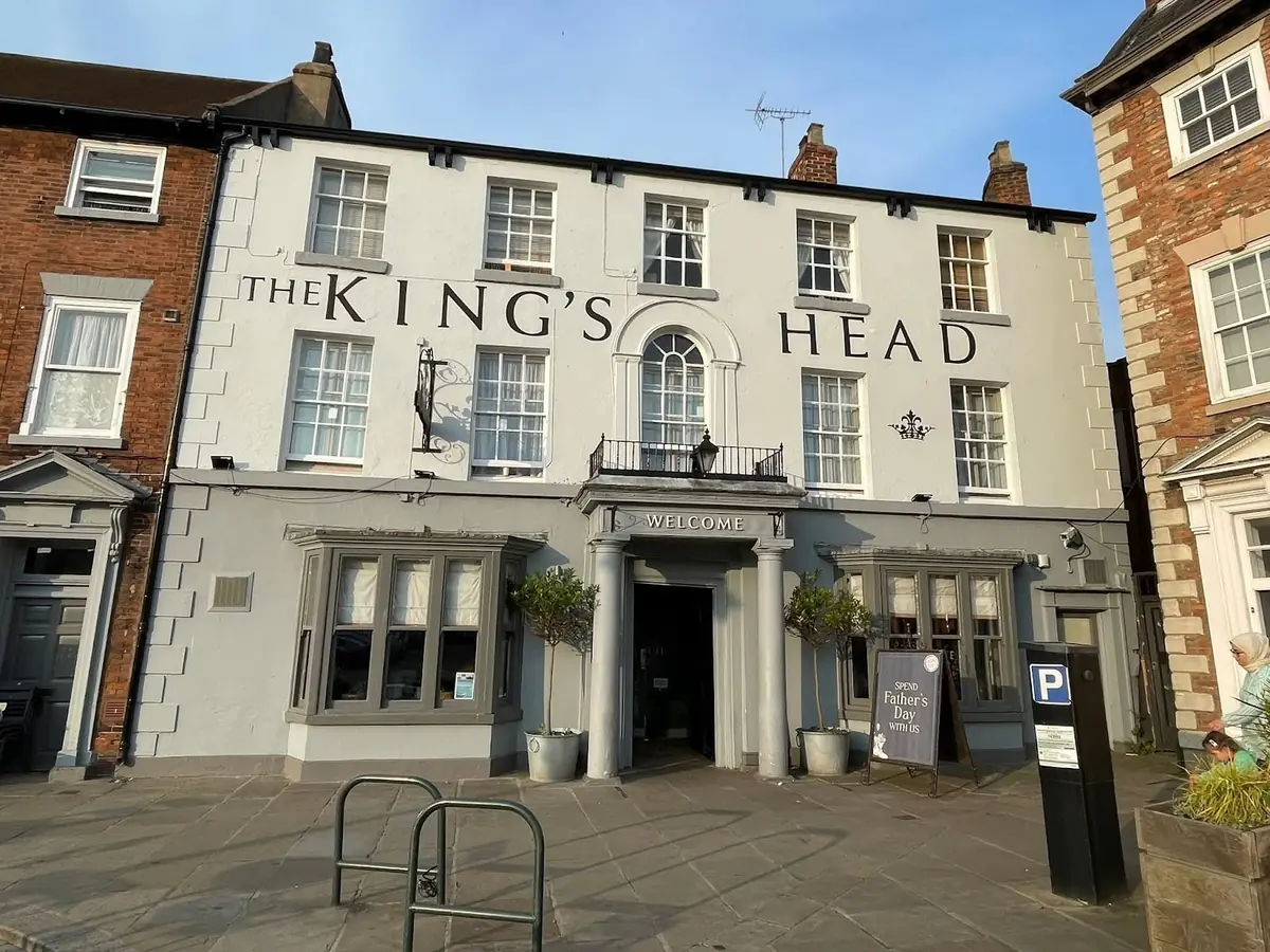 Kings Head photo (photo 3 of 3)